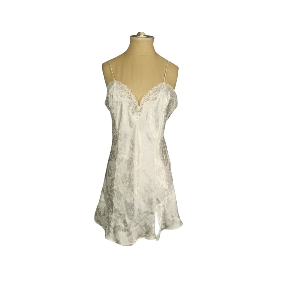 Cacique Lingerie Ivory Slip Nightgown Size Medium